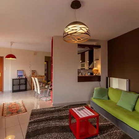 Cosy Loft With Beautiful Urban View