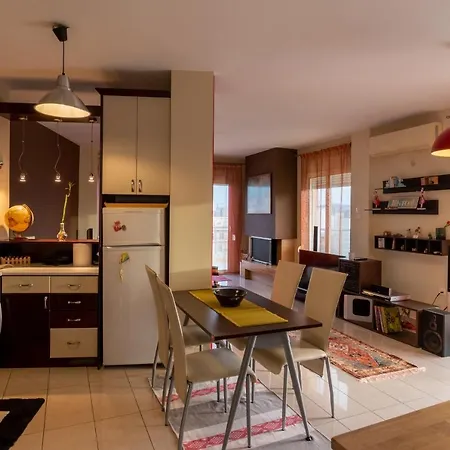 Cosy Loft With Beautiful Urban View * Volos