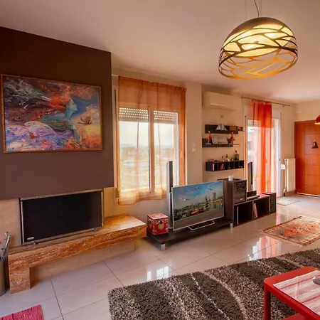 Cosy Loft With Beautiful Urban View Volos