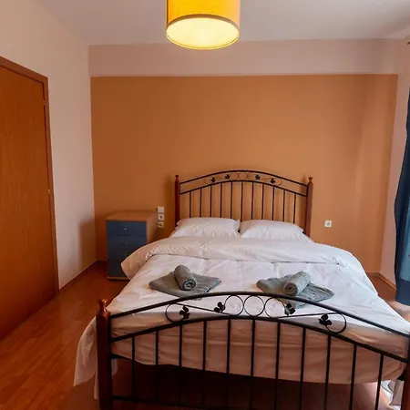 Cosy Loft With Beautiful Urban View Volos